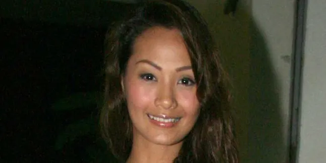 Jelang Pernikahan, Indah Kalalo Banyak Makan