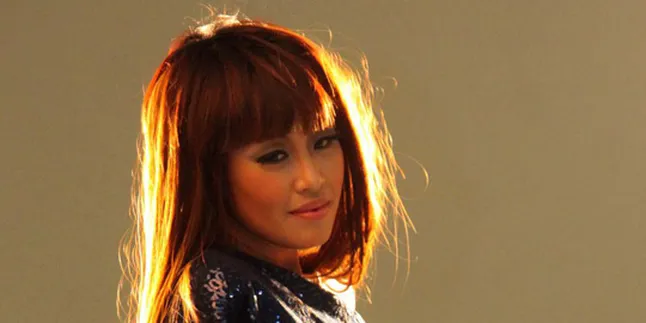 Pinkan Gelar Tur 7 Negara