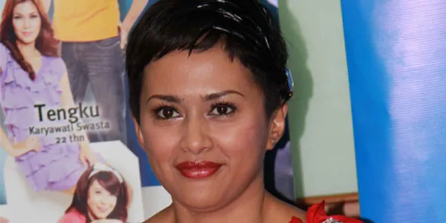 Adik Sarah Sechan Tak Peduli Perceraian Sang Kakak