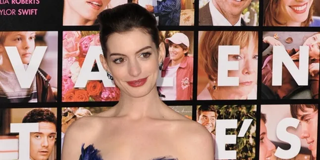 Anne Hathaway Direkrut 'GLEE'? Anne Hathaway Direkrut 'GLEE'?