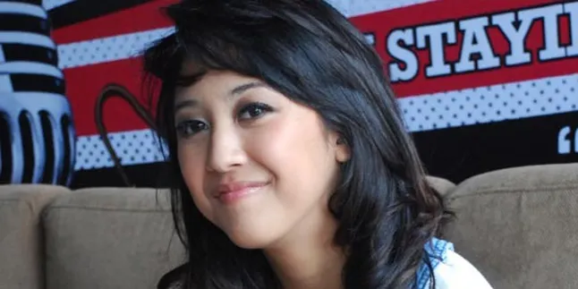 Sherina Gandeng Rizky Nonton Linkin Park