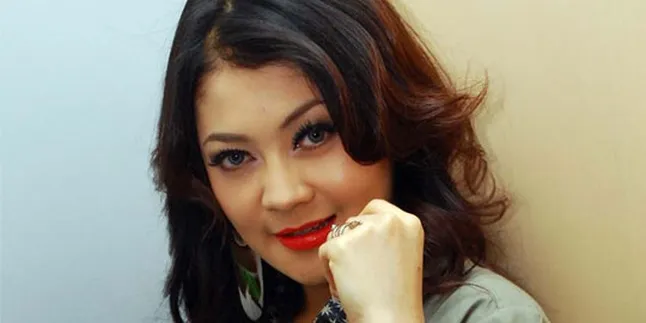 Indah Dewi Pertiwi Tak Cari Cowok Sepantaran