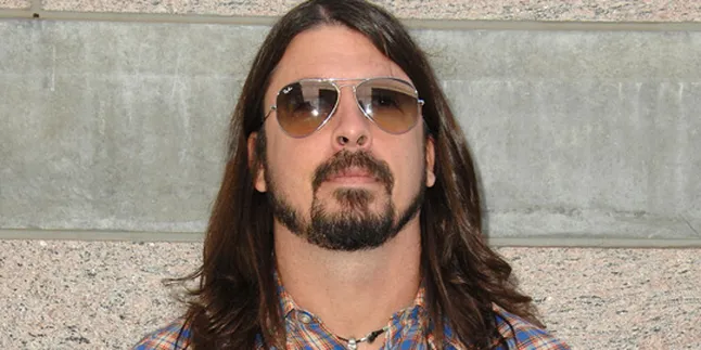 Dave Grohl Mundur Dari Nirvana Gara-Gara Kurt Cobain