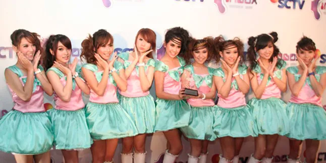 Cherry Belle Sabet Girlband Paling Inbox