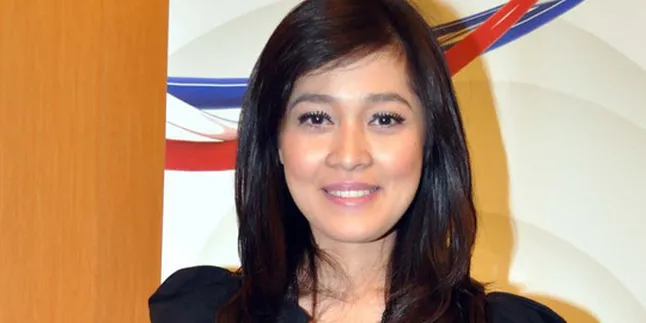 Gracia Indri Merasa Beban Harus Pakai Jilbab