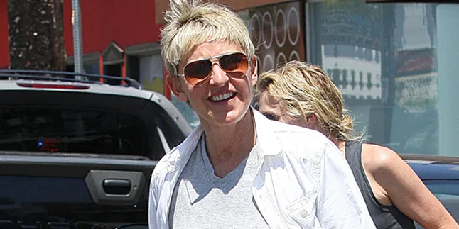 Ellen DeGeneres: Ada Dua Kucing di Dadaku