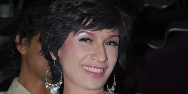 Anna Tarigan Kepincut Cerita 'L 4 LUPUS'