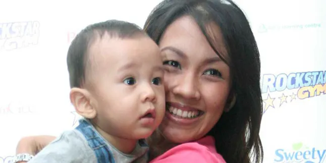 Melanie Putria Tinggalkan Anak Sejak Usia 40 Hari