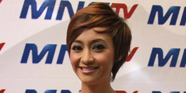 Hamil, Deasy Noviyanti Tetap sibuk