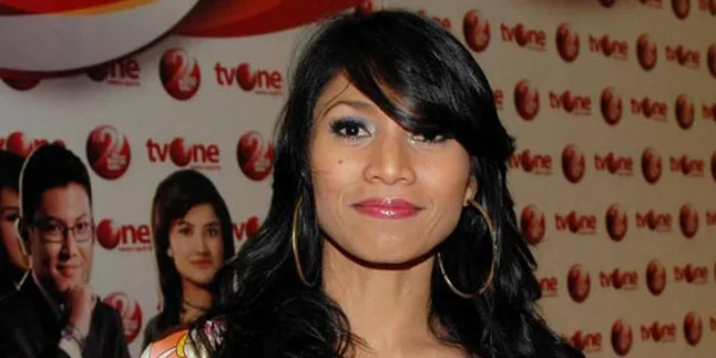 Anne J Cotto Donorkan Darah Untuk Nirina