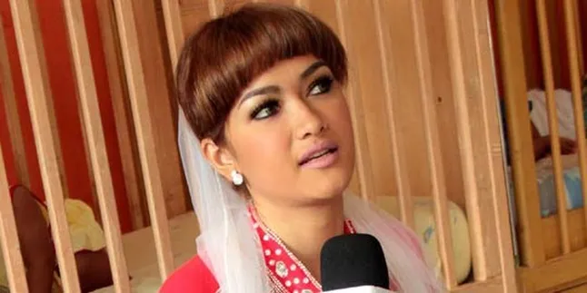 Dicekal MUI, Julia Perez Tetap Seksi Dicekal MUI, Julia Perez Tetap Seksi