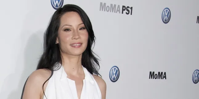 Lucy Liu Diam-Diam Jadi Seniman