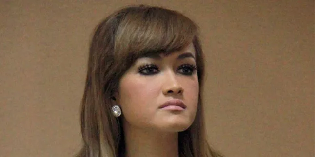 Julia Perez Tak Ingin Tuntut Pihak Palembang Julia Perez Tak Ingin Tuntut Pihak Palembang