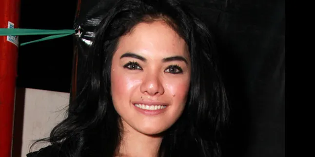 Foto Hot Nikita Mirzani Beredar di Internet