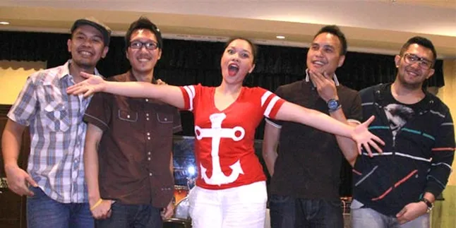 Reborn, Ecoutez Hadir Dengan Nafas Baru