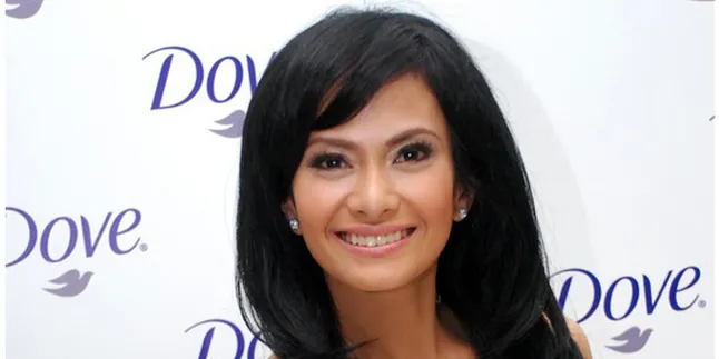 Ersa Mayori Senang Koleksi Batik