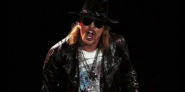 Axl Rose Pacari Model Brazil, Ellen Jabour?