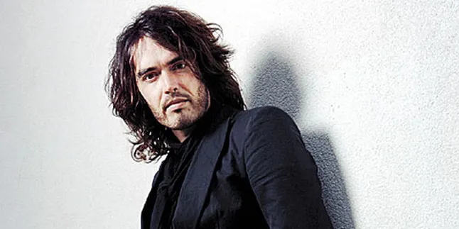 Russel Brand Dicekal Masuk Kanada