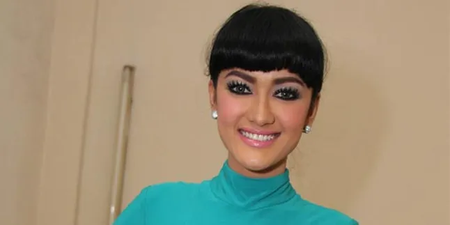 Julia Perez: I'm Sorry, I am Sexy!