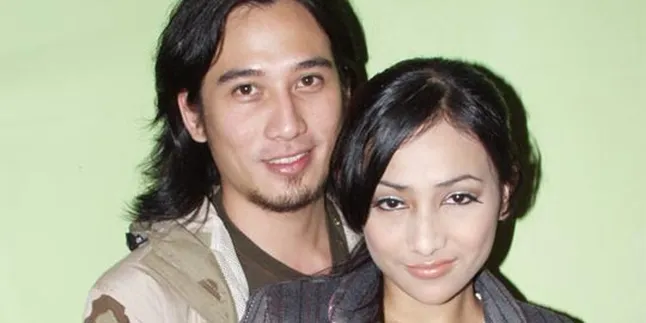 Cindy Fatika Sari - Tengku Firmansyah Kembali Dipasangkan