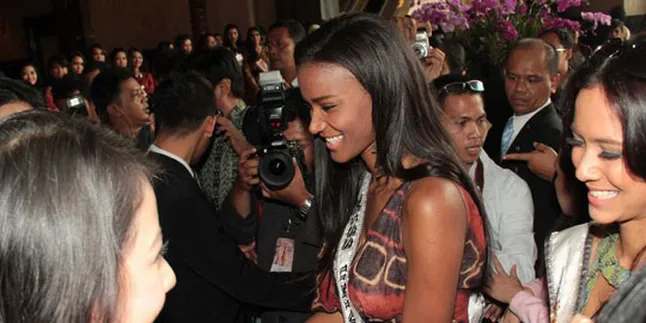 Leila Lopes Miss Universe Ke-17 Datang di Indonesia