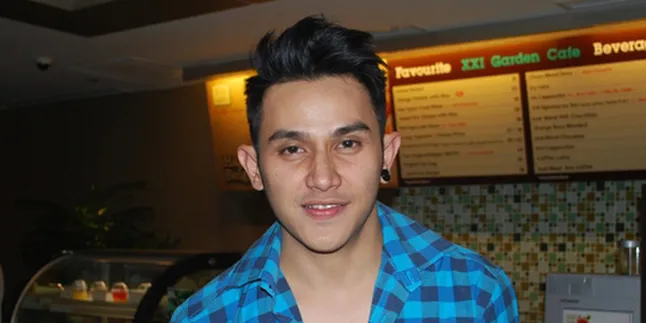 Vicky Nitinegoro Tak Maruk Terima Akting