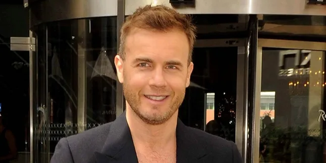 Gary Barlow Pakai Formula 25:1