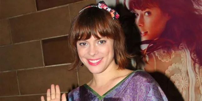 Hamil, Konser Lenka Tetap Memukau