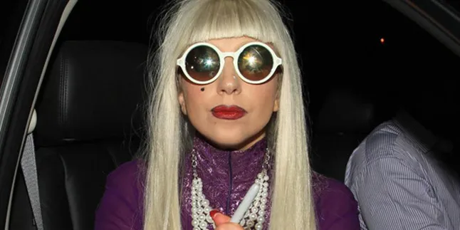 Lady GaGa Bakal Jadi Vokalis Queen?