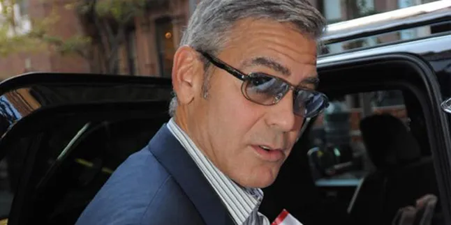 George Clooney: Mending Tua Daripada Mati Kan?