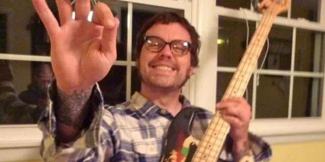 Mikey Welsh 'Weezer' Tewas!