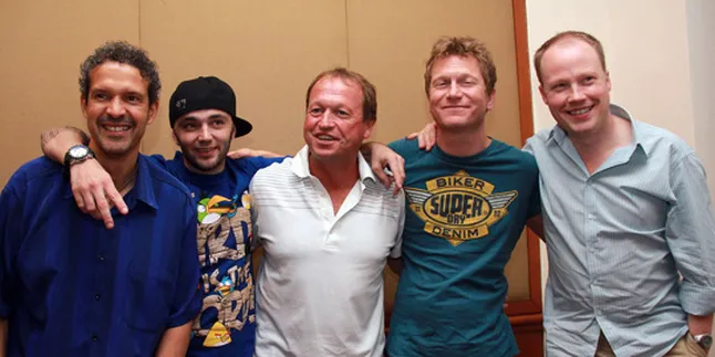 Level 42 Enggan Nyanyikan Lagu Balada