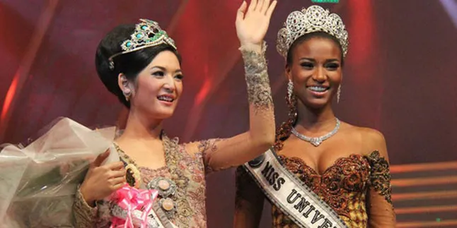 Leila Lopes Sukai Es Cendol