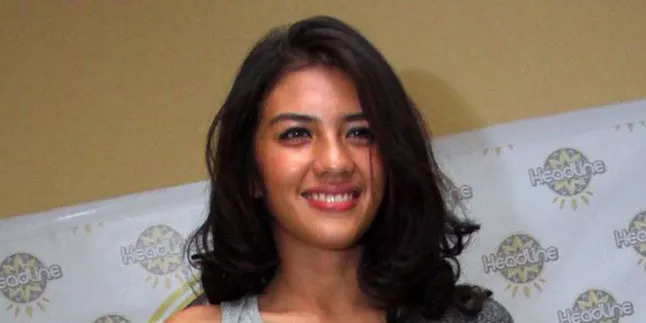 Nadila Ernesta Senang Koleksi Sepatu