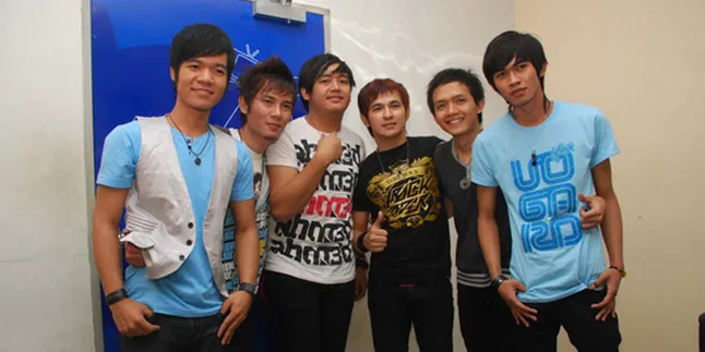 Goliath Persembahkan 3 Lagu Untuk MESTAKUNG