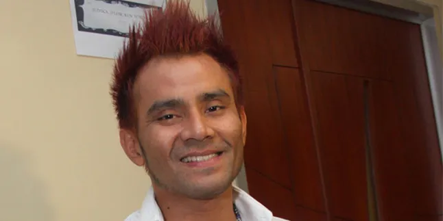 Charly Berikan Lagu Untuk Judika