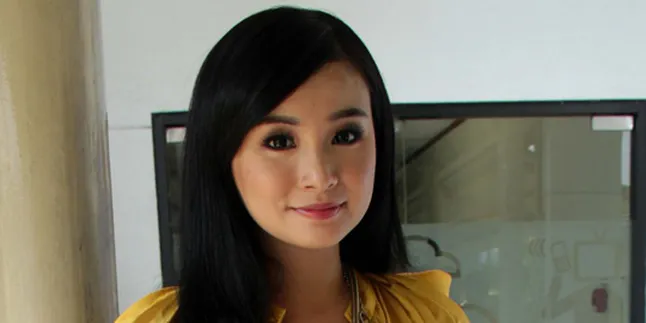 Soraya Larasati: Dimana Ada Duit, Saya Bekerja