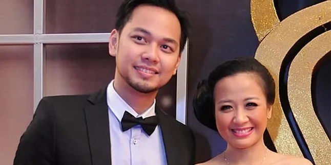 Awal November Astrid Dipingit