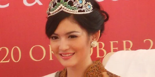 Maria Selena Gagal Melihat Danau Toba!