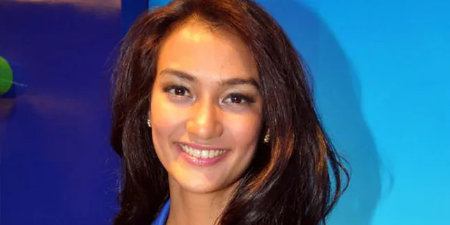 Peduli Lingkungan, Atiqah Hasiholan Jadi Duta Panasonic