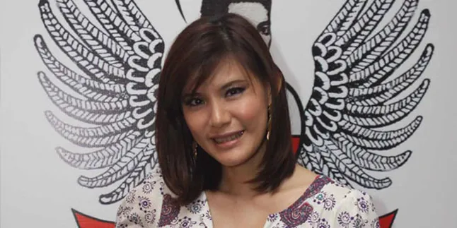 Jomblo, Olga Lydia Tak Masalah Dapat Pacar Wartawan
