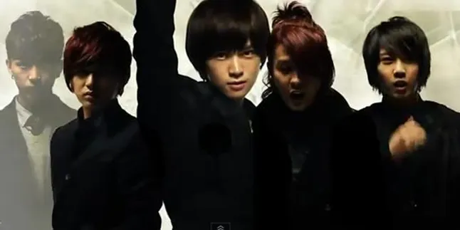 The Boss Tampil Hitam