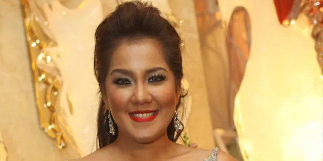 Nikah di New York, Ivy Batuta Ingin Jadi WNA?