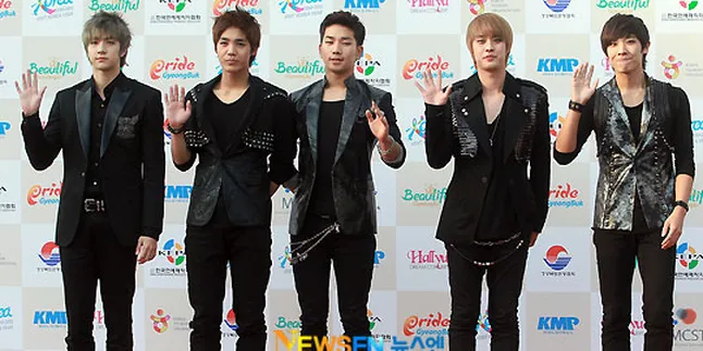 Puncaki Chart, MBLAQ Kalahkan AKB48 dan T-Ara