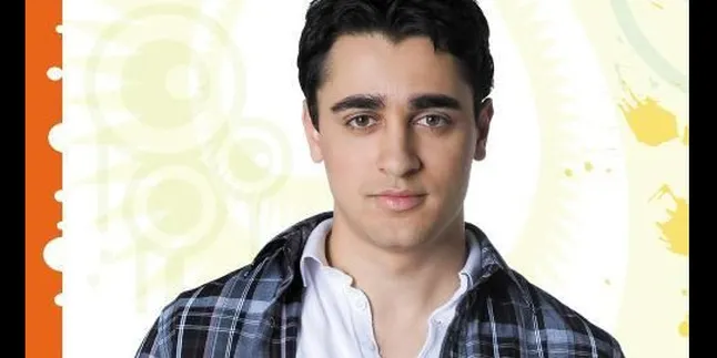 Imran Khan Adalah Penggemar Anjing Liar!