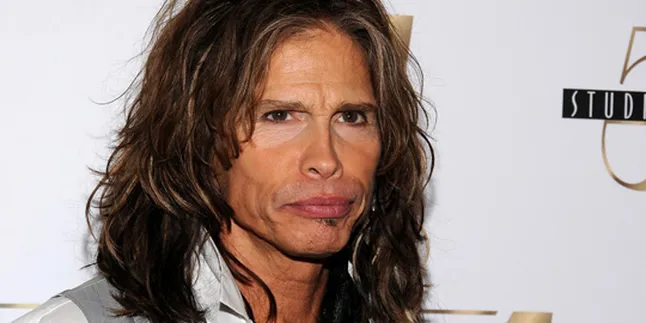 Steven Tyler: Saya Jatuh Bukan Gara-Gara Kumat!