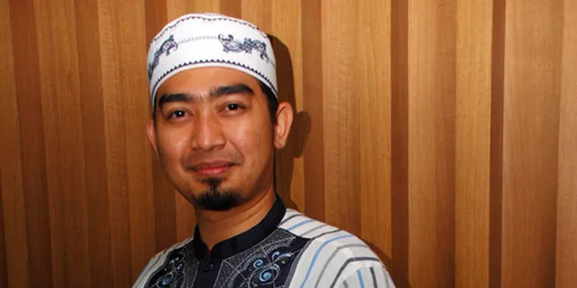 Ustad Solmed Berharap Gosip Tak Ganggu Pernikahannya