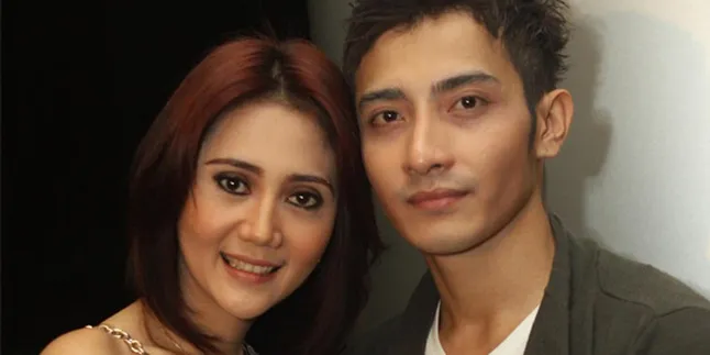 Aida Saskia - Rienov Sudah Dapat Restu