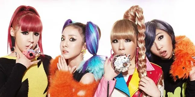 Go Away Japanese Version 2NE1, Bikin Wow!