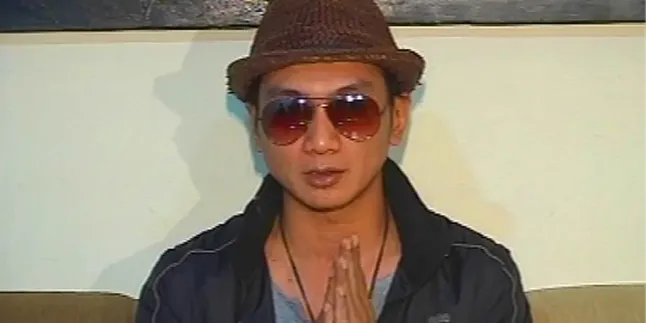 Minta Maaf, Anji Bantah Selingkuh